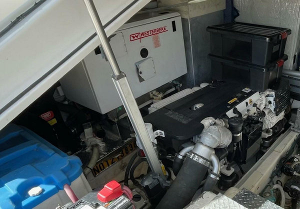 Regal-5260 Sport Coupe 2009-Navygator Jacksonville Beach-Florida-United States-Regal 52 Sport Coupe  Engine Room-5494332