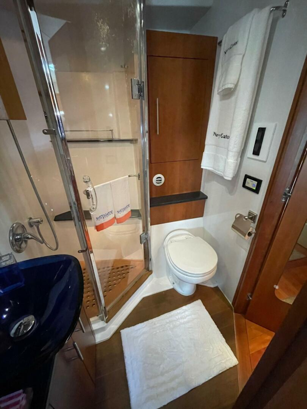 Regal-5260 Sport Coupe 2009-Navygator Jacksonville Beach-Florida-United States-Regal 52 Sport Coupe  VIP Head-5494330