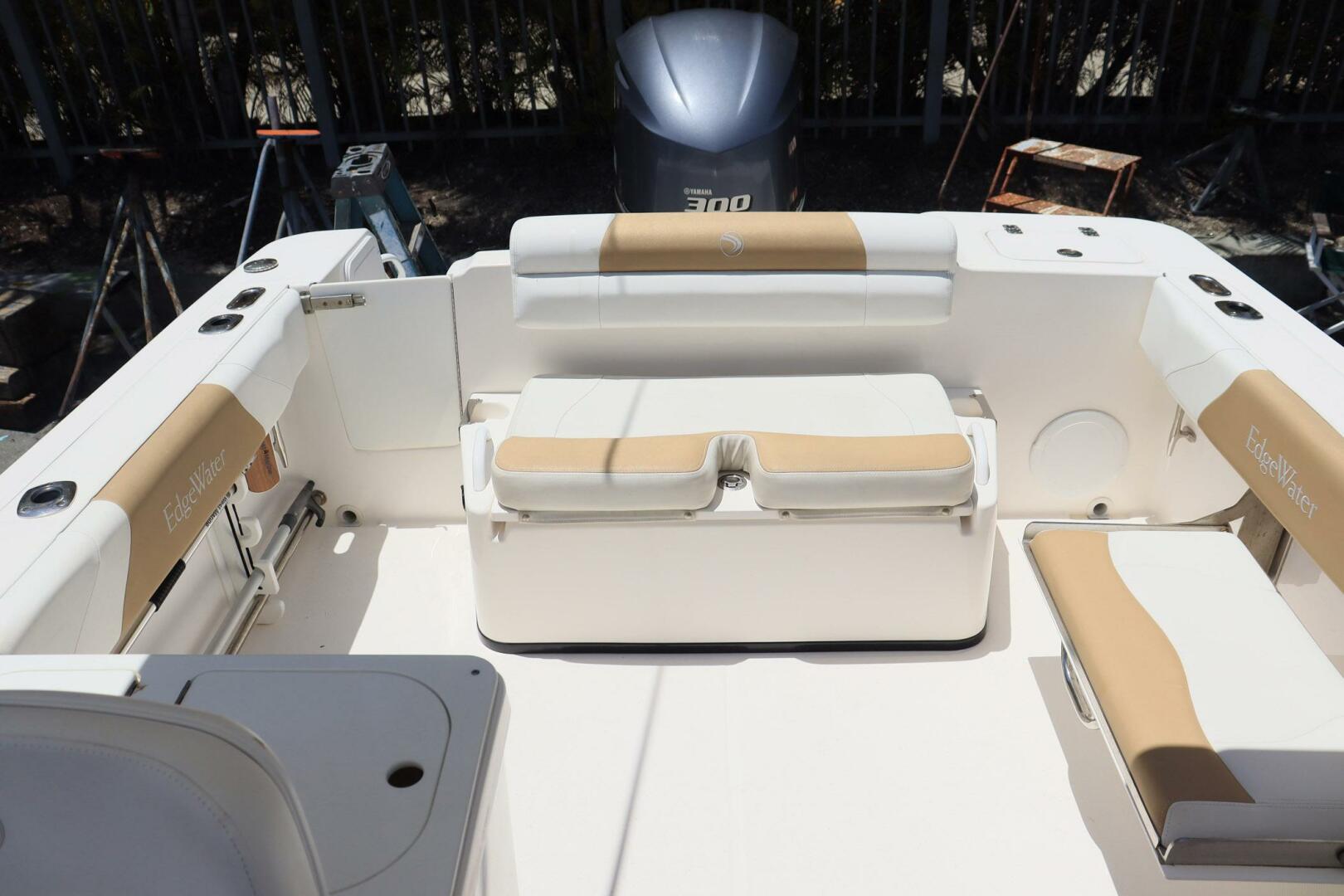 Edgewater-245 CX 2015-LURE-E Delray Beach-Florida-United States-5496035 | Thumbnail
