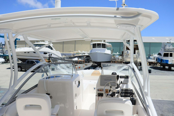 Edgewater-245 CX 2015-LURE-E Delray Beach-Florida-United States-5496034