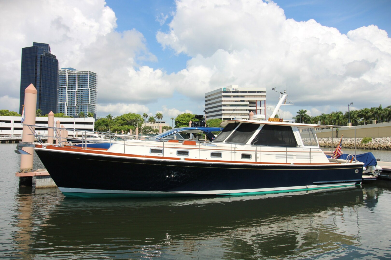 Grand Banks-49 Eastbay HX 2001-SWEET West Palm Beach-Florida-United States-5499288 | Thumbnail