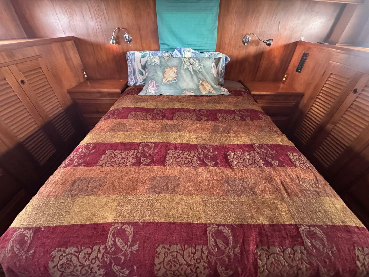 DeFever-49 CPMY 1989-The Smithsunian Charleston-South Carolina-United States-5685015 | Thumbnail