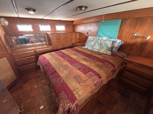 DeFever-49 CPMY 1989-The Smithsunian Charleston-South Carolina-United States-5685010