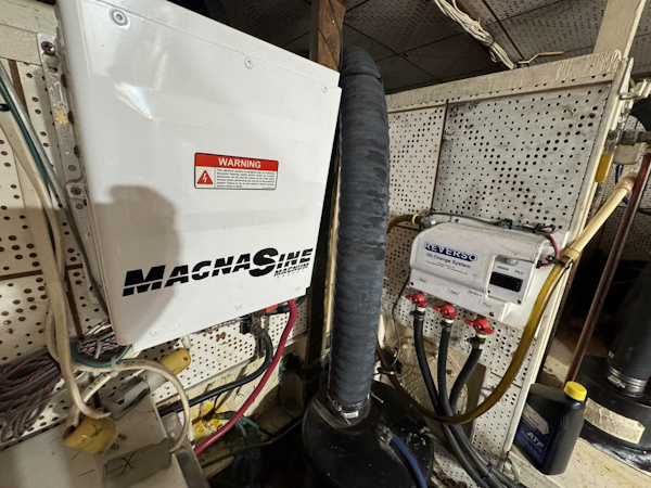 DeFever-49 CPMY 1989-The Smithsunian Charleston-South Carolina-United States-5685058