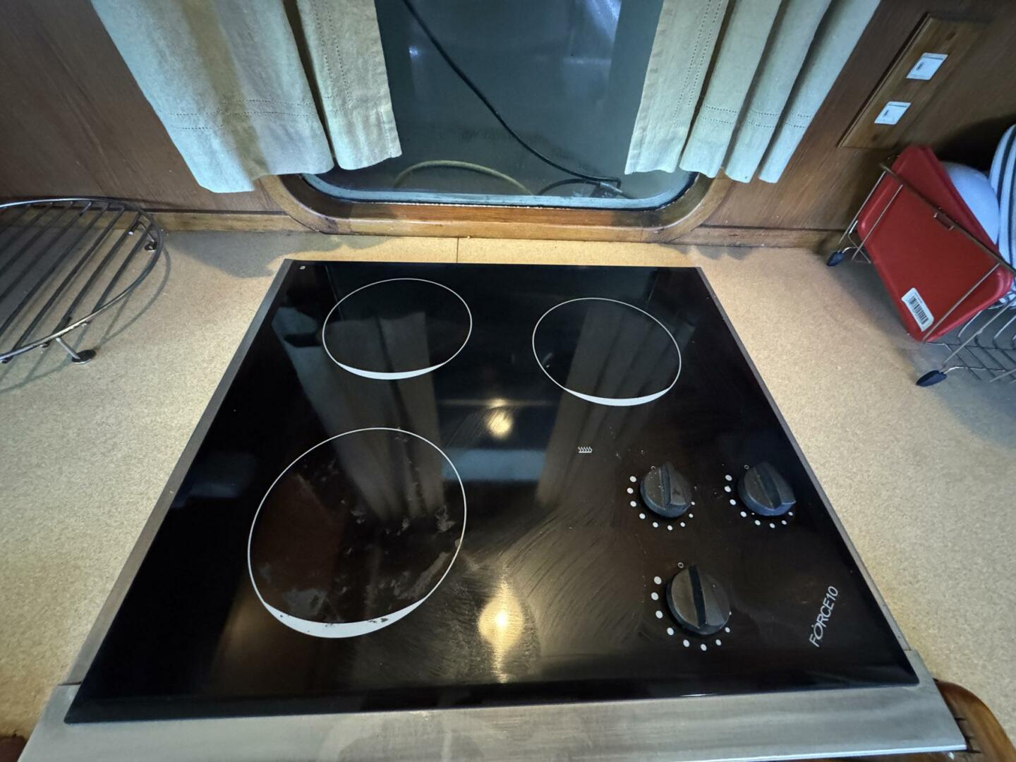 DeFever-49 CPMY 1989-The Smithsunian Charleston-South Carolina-United States-5684984 | Thumbnail