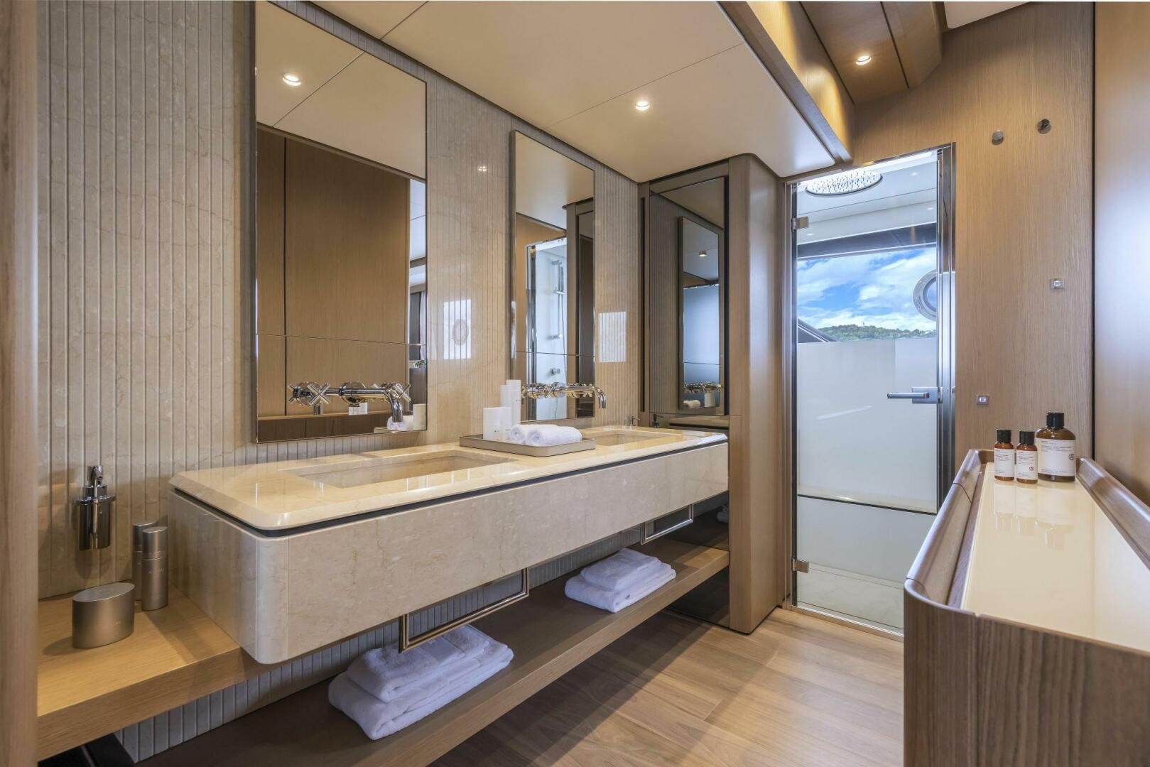 Ferretti Yachts-Ferretti 1000 2021-EPIC Cogolin-France-5505123 | Thumbnail