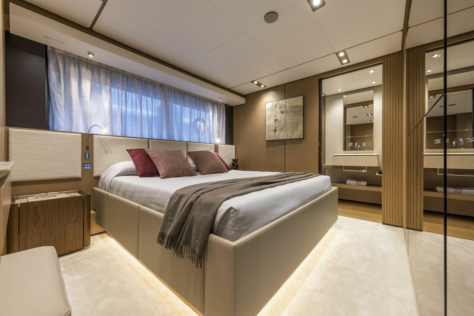 Ferretti Yachts-Ferretti 1000 2021-EPIC Cogolin-France-5505131 | Thumbnail