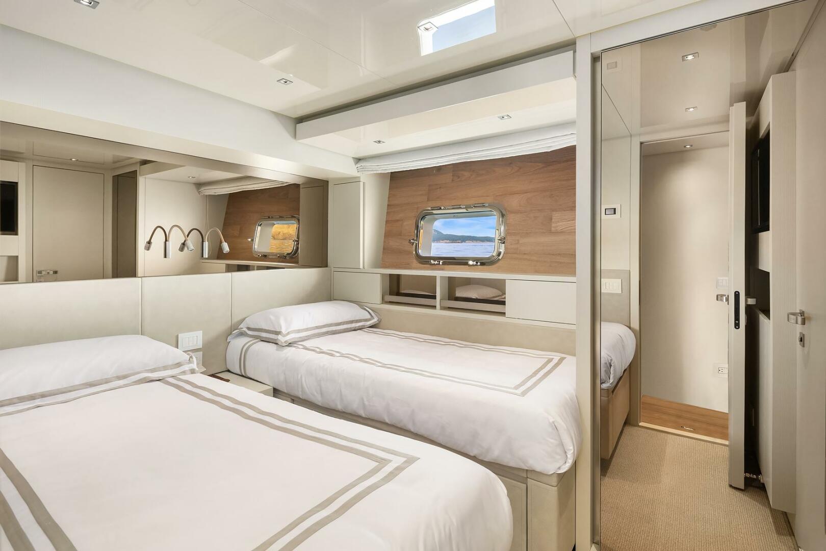 Sanlorenzo-SL86 2023-ESSENZA Seattle-Washington-United States-Guest Stateroom-5516367 | Thumbnail