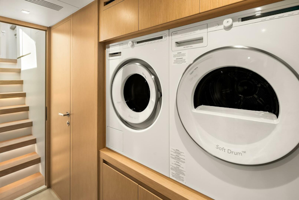 Sanlorenzo-SL86 2023-ESSENZA Seattle-Washington-United States-Washer and Dryer-5516368