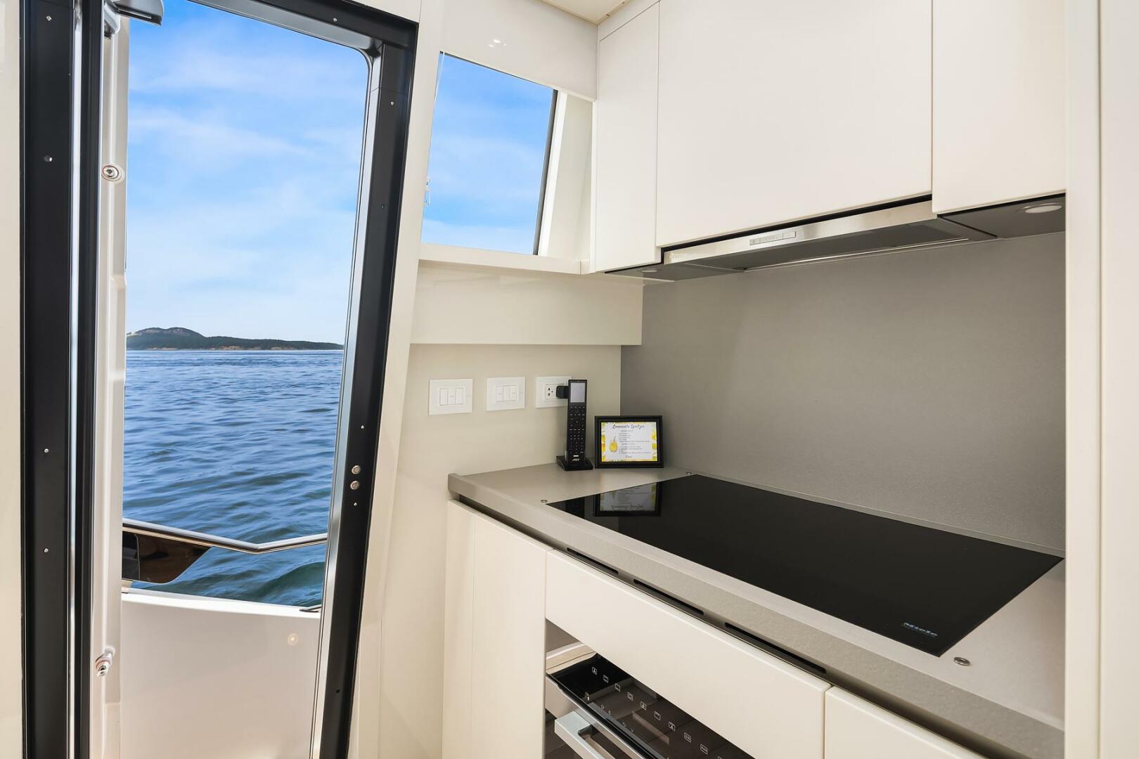 Sanlorenzo-SL86 2023-ESSENZA Seattle-Washington-United States-Galley-5516291 | Thumbnail