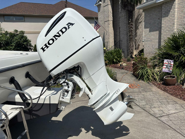 Hydra-Sports-230 Seahorse Walkaround 2000 -Virginia Beach-Virginia-United States-5524280