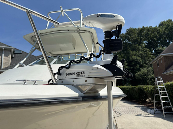 Hydra-Sports-230 Seahorse Walkaround 2000 -Virginia Beach-Virginia-United States-5524283