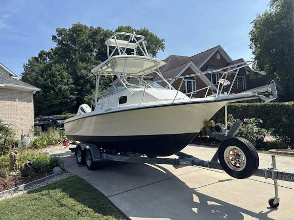 Hydra-Sports-230 Seahorse Walkaround 2000 -Virginia Beach-Virginia-United States-5524274