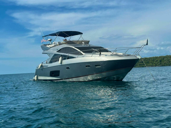 Sunseeker-Sunseeker Manhattan 53 2013-QUICKSILVER I Pattaya-Thailand-5572103