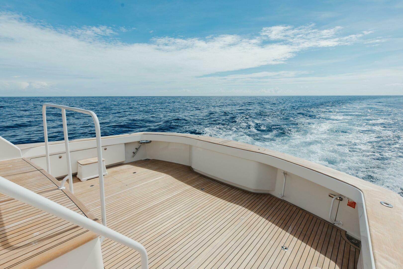 Viking-76 Enclosed Flybridge 2012-MODERATION Stuart-Florida-United States-Aft Cockpit-5641563 | Thumbnail