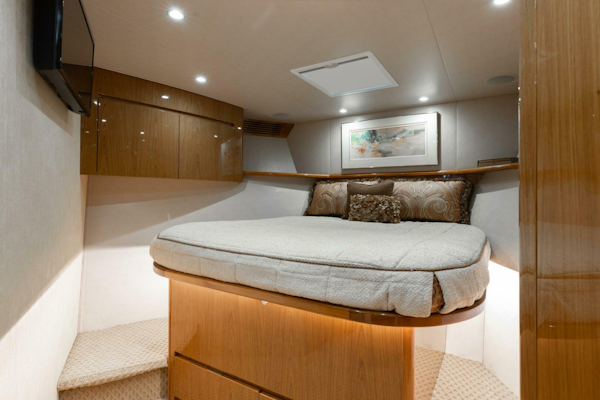 Viking-76 Enclosed Flybridge 2012-MODERATION Stuart-Florida-United States-Forward Guest Stateroom-5641589