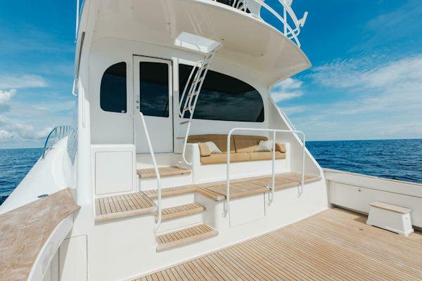 Viking-76 Enclosed Flybridge 2012-MODERATION Stuart-Florida-United States-Aft Cockpit Looking Forward-5641561