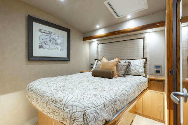 Viking-76 Enclosed Flybridge 2012-MODERATION Stuart-Florida-United States-Port Aft Guest Stateroom-5641595