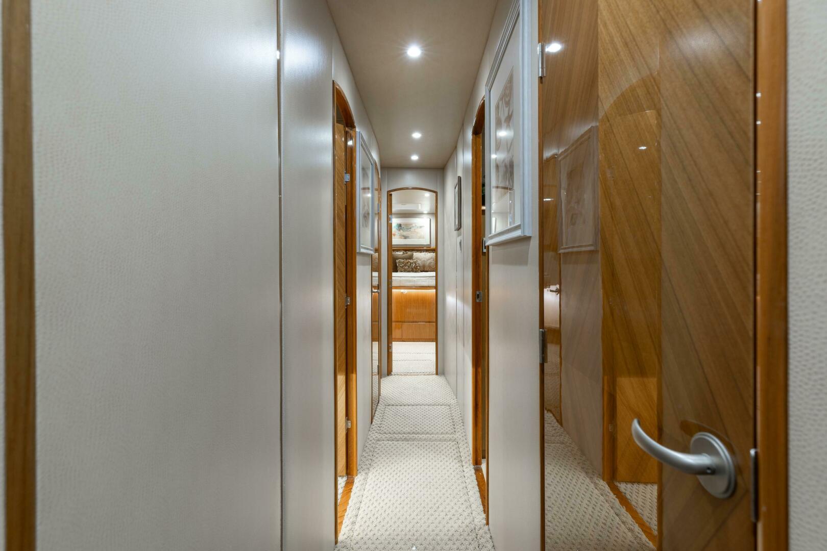 Viking-76 Enclosed Flybridge 2012-MODERATION Stuart-Florida-United States-Hallway Looking Forward-5641587 | Thumbnail