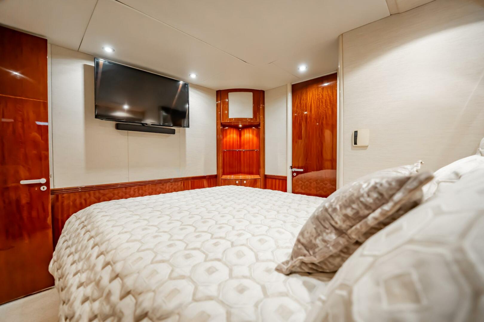 Lazzara Yachts-80 EB 2003-Water Ranch Stuart-Florida-United States-5607605 | Thumbnail