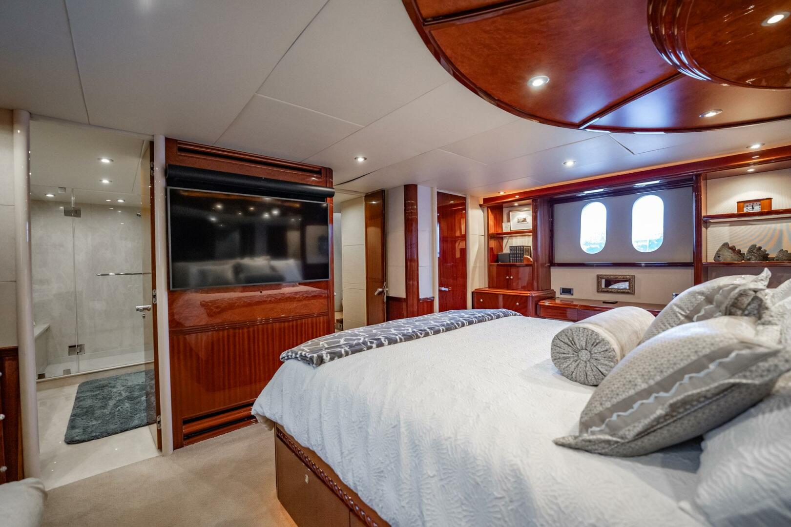 Lazzara Yachts-80 EB 2003-Water Ranch Stuart-Florida-United States-5607623 | Thumbnail