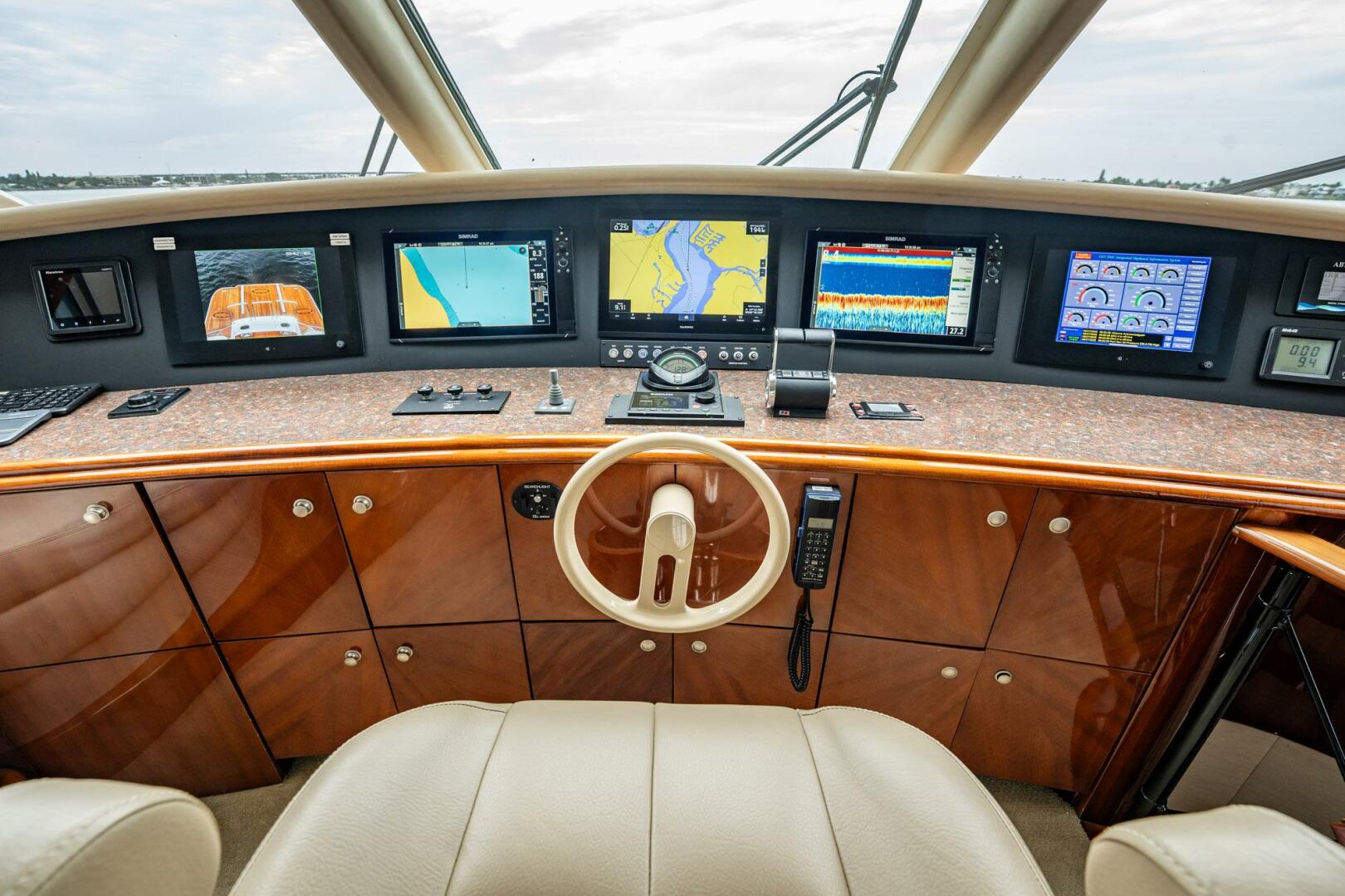 Lazzara Yachts-80 EB 2003-Water Ranch Stuart-Florida-United States-5607569 | Thumbnail