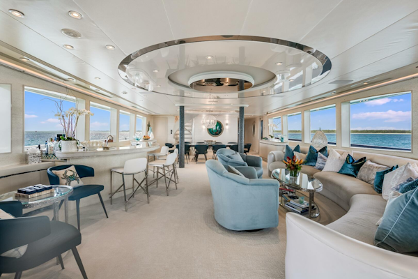 Westship-Skylounge 2001-CUPCAKE Fort Lauderdale-Florida-United States-Salon-5540197