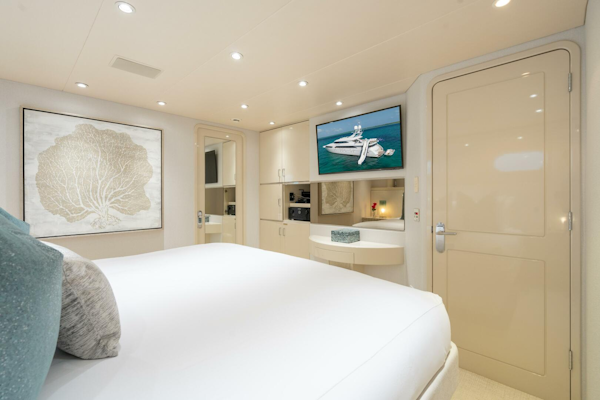 Westship-Skylounge 2001-CUPCAKE Fort Lauderdale-Florida-United States-Guest Stateroom-5540228