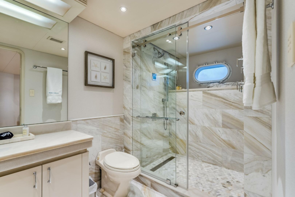 Westship-Skylounge 2001-CUPCAKE Fort Lauderdale-Florida-United States-Guest Stateroom Ensuite-5540221