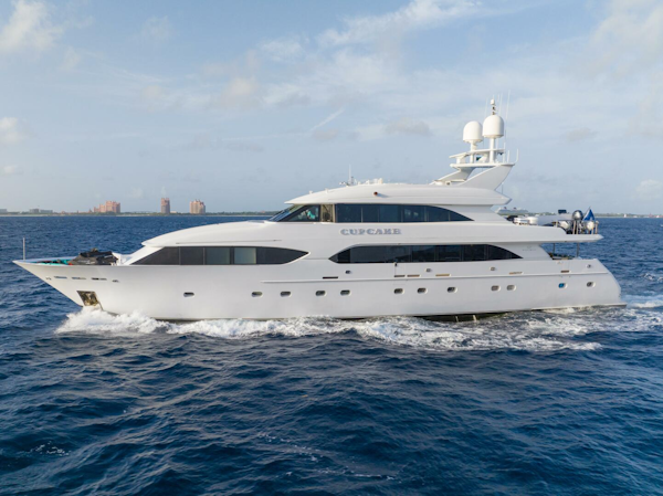 Westship-Skylounge 2001-CUPCAKE Fort Lauderdale-Florida-United States-Port Profile-5540252