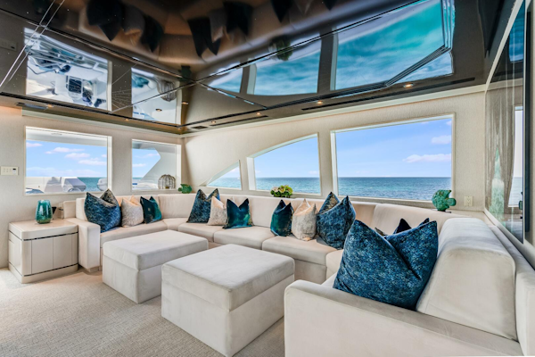 Westship-Skylounge 2001-CUPCAKE Fort Lauderdale-Florida-United States-Skylounge-5540237