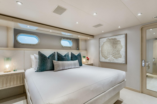 Westship-Skylounge 2001-CUPCAKE Fort Lauderdale-Florida-United States-Guest Stateroom-5540227