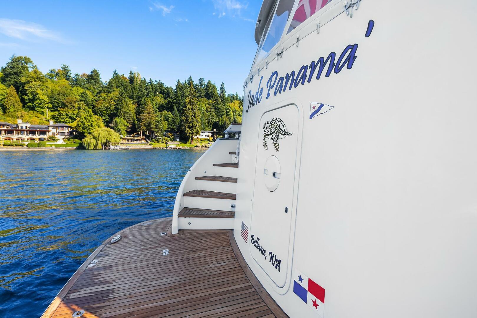 Rayburn Custom Yachts-Flush Deck 2001-JADE PANAMA Bellevue-Washington-United States-Swim Platform-5692331 | Thumbnail