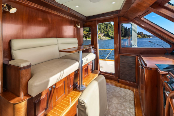 Rayburn Custom Yachts-Flush Deck 2001-JADE PANAMA Bellevue-Washington-United States-Helm Settee-5685720