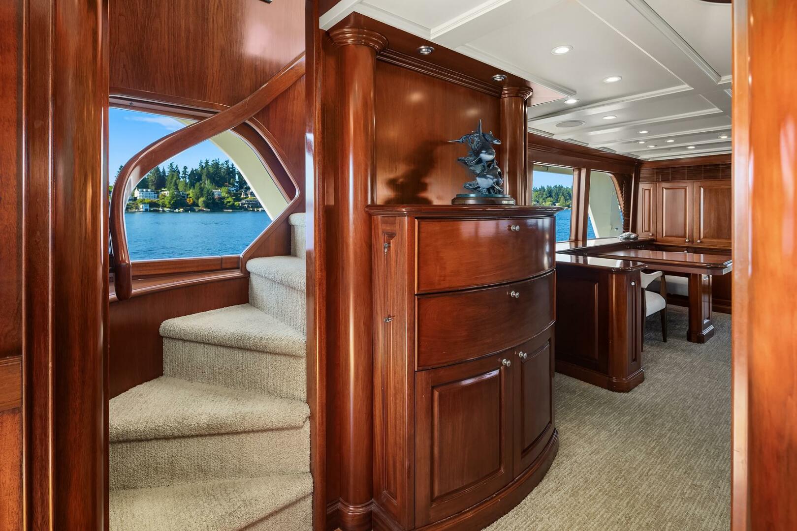 Rayburn Custom Yachts-Flush Deck 2001-JADE PANAMA Bellevue-Washington-United States-Stairs to Flybridge-5691063 | Thumbnail