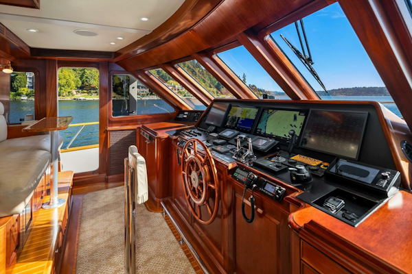 Rayburn Custom Yachts-Flush Deck 2001-JADE PANAMA Bellevue-Washington-United States-Helm-5685718