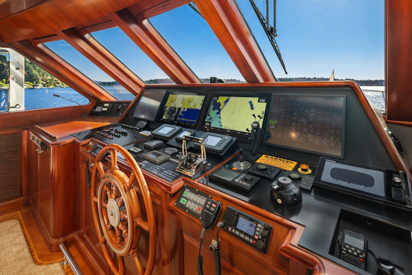 Rayburn Custom Yachts-Flush Deck 2001-JADE PANAMA Bellevue-Washington-United States-Helm-5691428