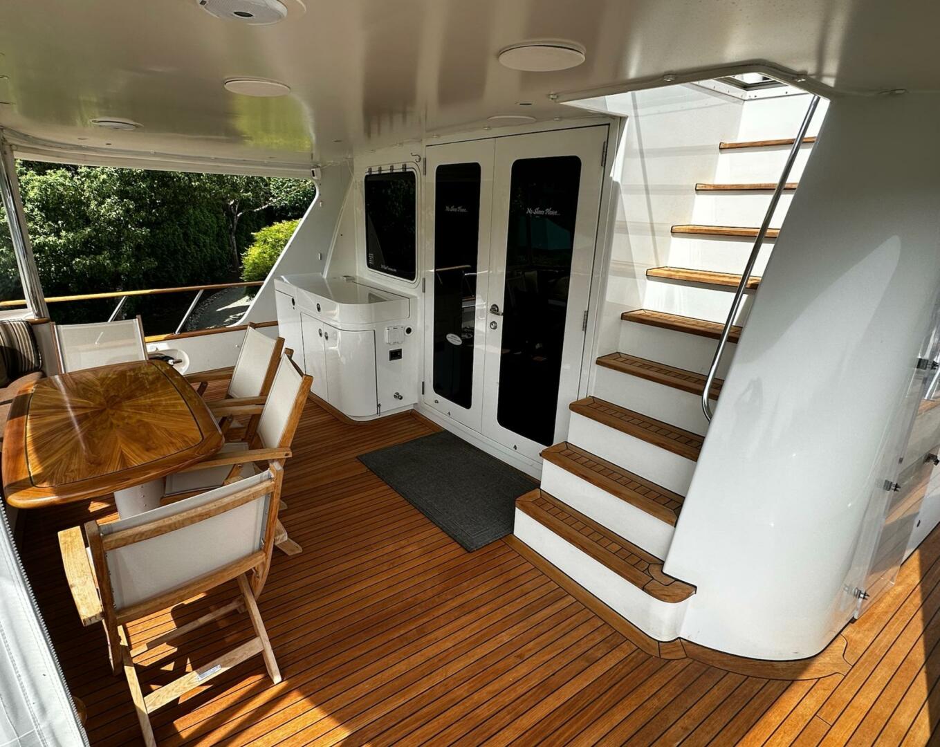 Rayburn Custom Yachts-Flush Deck 2001-JADE PANAMA Bellevue-Washington-United States-Aft Deck-5864485 | Thumbnail