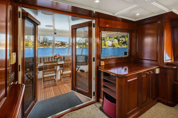 Rayburn Custom Yachts-Flush Deck 2001-JADE PANAMA Bellevue-Washington-United States-Aft Deck Access-5691193