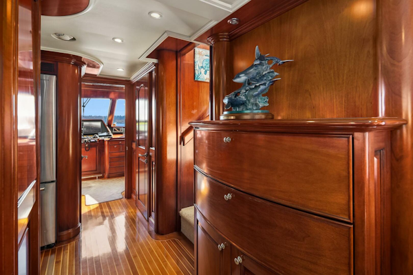 Rayburn Custom Yachts-Flush Deck 2001-JADE PANAMA Bellevue-Washington-United States-Foyer-5691115