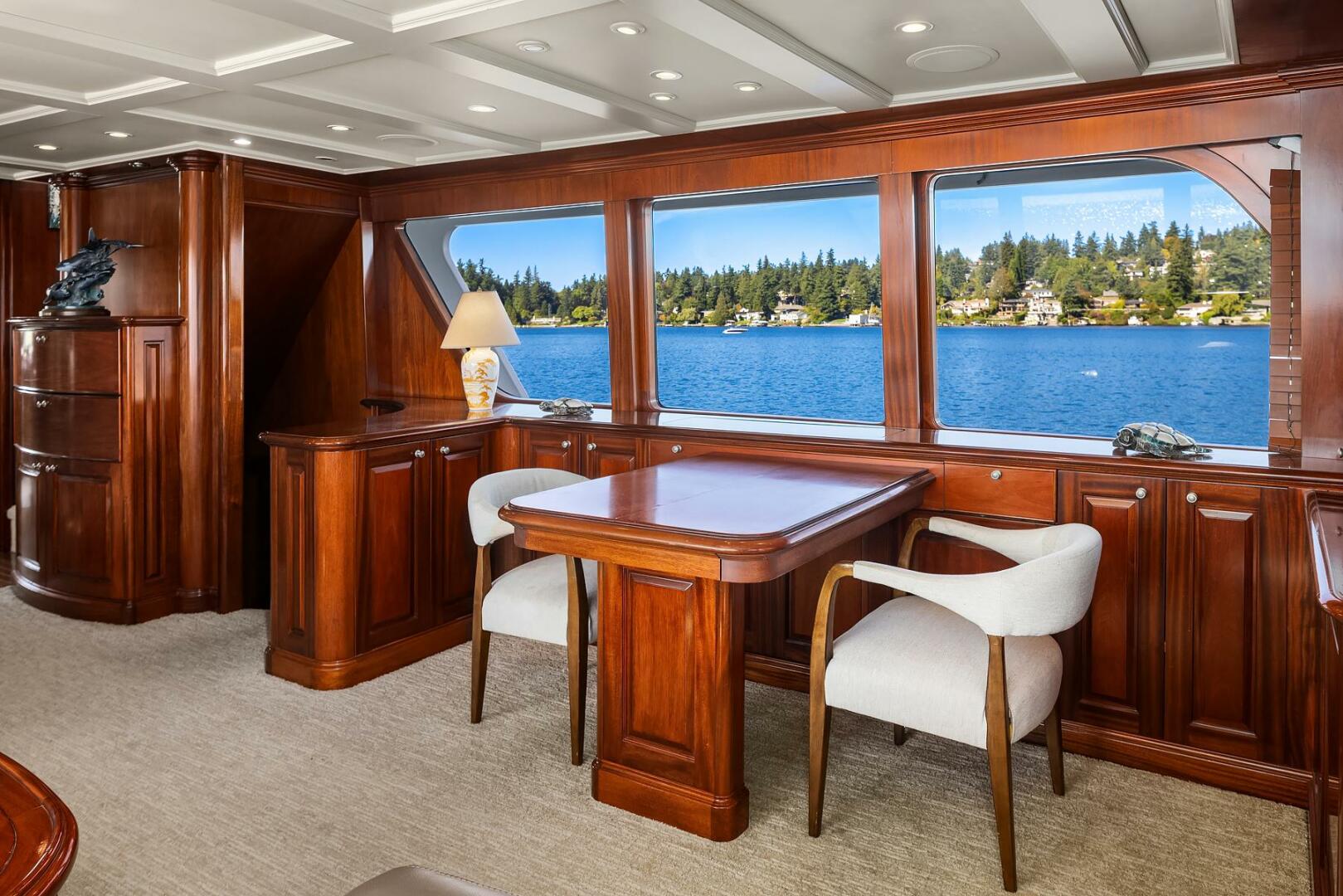 Rayburn Custom Yachts-Flush Deck 2001-JADE PANAMA Bellevue-Washington-United States-Salon-5691189 | Thumbnail