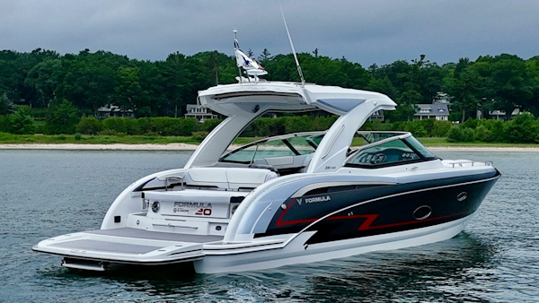 Formula-350 Crossover Bowrider 2024 -Charlevoix-Michigan-United States-5550313