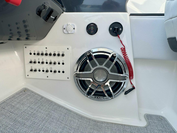Formula-350 Crossover Bowrider 2024 -Charlevoix-Michigan-United States-5550335