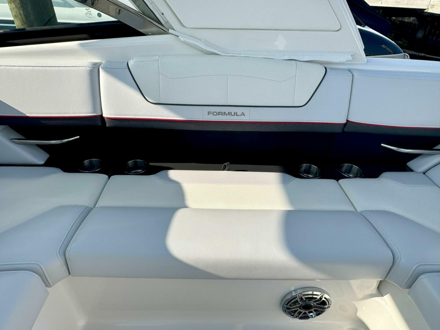 Formula-350 Crossover Bowrider 2024 -Charlevoix-Michigan-United States-5550324 | Thumbnail