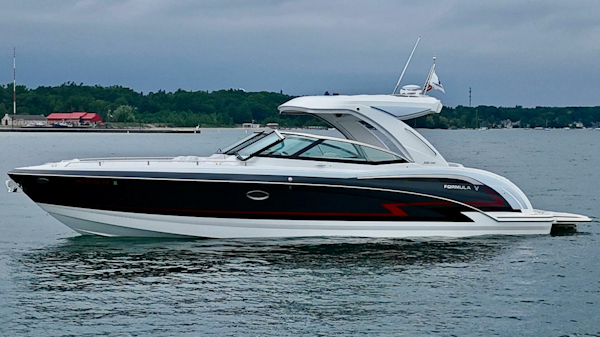 Formula-350 Crossover Bowrider 2024 -Charlevoix-Michigan-United States-5550311