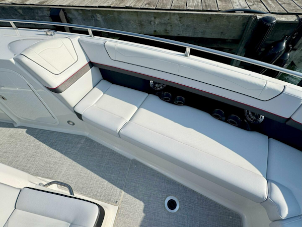 Formula-350 Crossover Bowrider 2024 -Charlevoix-Michigan-United States-5550339