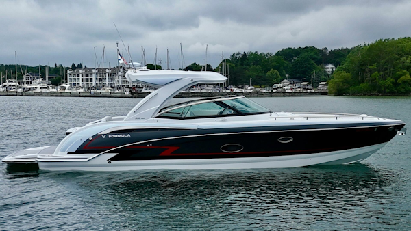 Formula-350 Crossover Bowrider 2024 -Charlevoix-Michigan-United States-5550314