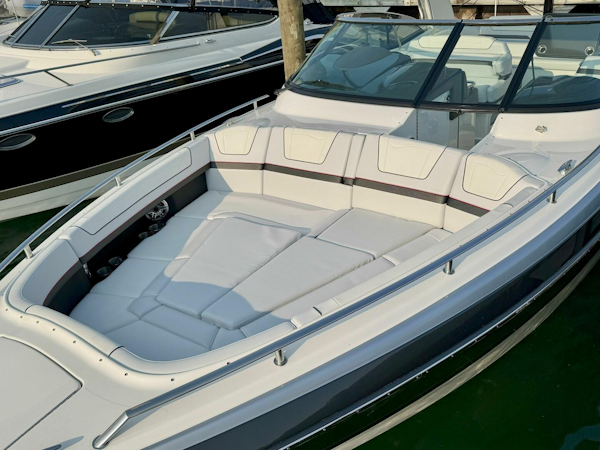 Formula-350 Crossover Bowrider 2024 -Charlevoix-Michigan-United States-5550344