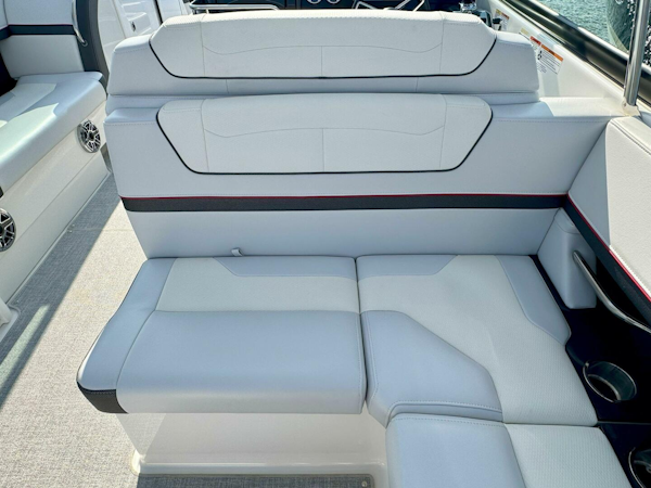 Formula-350 Crossover Bowrider 2024 -Charlevoix-Michigan-United States-5550323