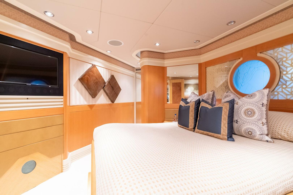 Delta Marine-Tri-Deck 2001-Ruffian Boston-Massachusetts-United States-5946224